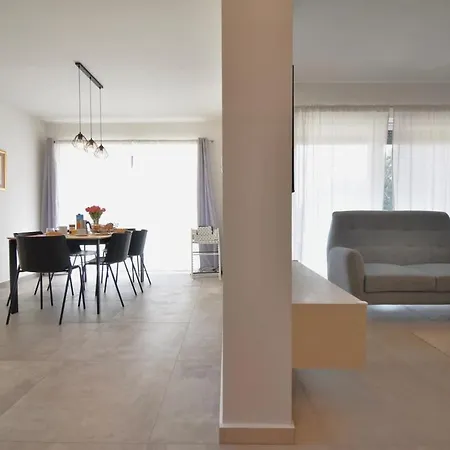 New Amazing House With Pool * Vinkuran